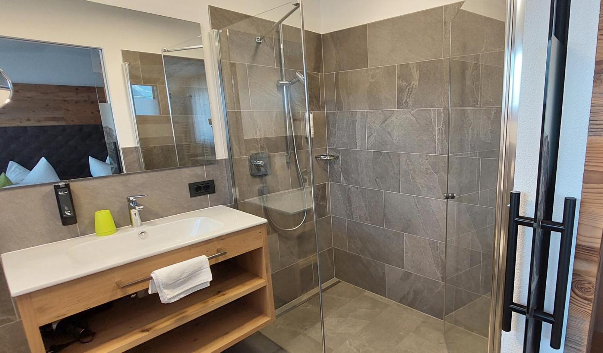 Hotel Olaga Valdaora di Sotto Ngoại thất bức ảnh